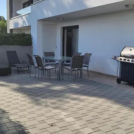 아파트 With A Parking Space Vantacici, Krk - 21691 말린스카